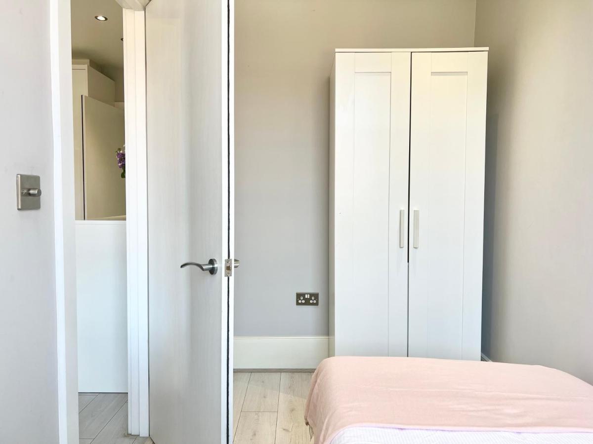 2 Bedroom Apartment In South Hampstead Лондон Екстер'єр фото